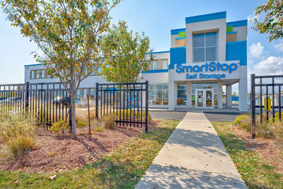 Storage Units at SmartStop Self Storage - 3136 Mavis Road, Mississauga, ON